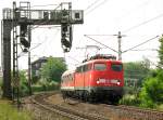 110 450-4 am 30.05.2008 mit einem RE nach Stuttgart in Tamm.