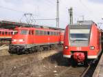 Regionalzge treffen sich am 06.03.2005 im Bahnhof von Gttingen.