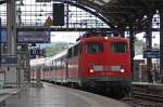 110 398-5 mit dem RE11592 aus Dsseldorf (-Abstellbahnhof) nach Aachen (Rothe-Erde) an der Endstation fr Fahrgste, Aachen Hbf, 10.8.10