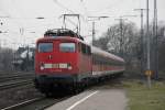 Die 110 435-5 fuhr am 12.03.2011 als RB48 durch Kln West.