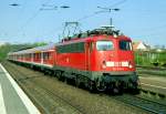 110 485 mit RE 14353 (Uelzen–Hannover Hbf) am 24.04.2005 in Uelzen