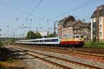 TRI E10 1309 mit Fu�ballsonderzug von Leverkusen nach Bochum in Wuppertal, Mai 2023.