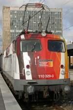 Die 110 329 des Sienceexpress am 12.9.09 in Essen Hbf