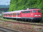 Die Br.110 418-1 stand am 09.05.07 mit einem RE-zug auf dem Abstellgleis des Bahnhofs Geislingen/Steige.