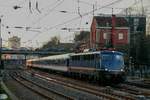 110 469-4 mit Nationalexpress Ersatzzug RB48 in Wuppertal, am 08.02.2018.