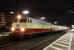 112 268 mit einem AKE Rheingold aus Sylt/Hamburg beim Halt in Leverkusen-Mitte am 07.11.2019