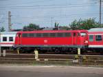 Br 110 449 steht abgebgelt in Bremen Hbf (25.7.2007)