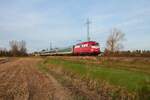 GfF 110 459-5 mit vier Reisezugwagen in Darmstadt Arheilgen am 12.02.22