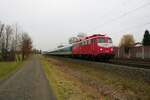 GfF 110 459-5 mit Sonderzug aus 15 Wagen bestehend in Rodenbach (Main Kinzig Kreis) am 11.02.23