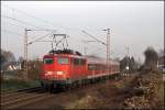 Die Dortmunder 110 426 (9180 6110 426-4 D-DB) schiebt eine RB59  HELLWEGBAHN  nach Soest.