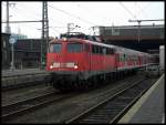 110 497 mit RE4 bei der Abfahrt in Dsseldorf Hbf, 23.07.2010