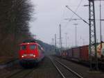 Die 110 457-9 am 12.03.2010 vor dem Fuballsonderzug nach Aachen West in Aachen West.