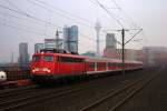 110 486-8 mit dem RE 4 nach Aachen, als Verstrker in Dsseldorf-Hamm am 21.01.2011