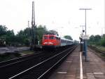 110 386-0 mit RegionalExpress auf Bahnhof Ottersberg am 14-05-1999.