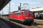 110 469-4 + 111 136-8 am 25.05.2011 in Hannover Hbf