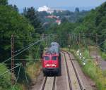 Mit dem Pilgerzug nach Lourdes - 15 Wagen müßten es gewesen sein, die 110 491 am Haken hatte.