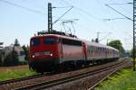 110 437 mit RB 15527 (n-Wagen) nach Wiesbaden bei Walluf/Rheingau - 11.05.2008