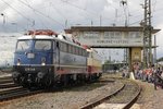 E10 348 mit 114 488-0 bei der Lokparade  60 Jahre Einheitslokomotiven  im DB Museum Koblenz Lützel, am 18.06.2016.