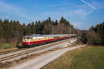 Die E10 1309 befördert den TEE wieder zurück von Pörtschach nach Köln, aufgenommen wurde er bei Grabenstätt am 2.