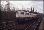 110459 erreicht hier am 25.3.1993 um 14.19 Uhr mit einem Postzug Köln Deutz.