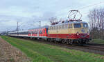 Lokomotive E10 1309 am 04.02.2023 mit einem Sonderzug in Kaarst.