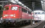 110 436 (unsere  neue  in NRW) mit einem 6-Wagen RE9 nach Kln Messe/Deutz bei der Bereitstellung in Aachen Hbf 15.3.2009