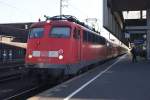 110 415-7 mit einem RE 4 Verstrker in Dsseldorf Hbf am 24.06.09