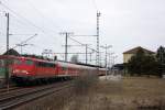 110 396 war am 12.3.10 mit einem HVZ-Verstrker-RE nach Wolfsburg unterwegs und verlsst soebend den Bahnhof Lehrte.