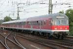 Alte Bilder: Die 110 377-9 zieht den letzten RE4 Verstrker von Dsseldorf nach Aachen HBF zur Abstellung nach Aachen Rothe erde am 31.07.2009