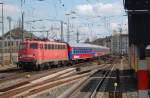 110 438-9 mit DZ 2701 Tuttlingen-Kiel Hbf, am 15.04.2011 in Hannover Hbf