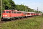 Die 110 456-1 mit dem RB35 Verstrker von Dsseldorf nach Emmerich in Dinslaken am 14.05.2012