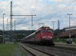 110 480-1 zieht am 08. Juli 2012 den PF2755 (Erfurt - Augsburg) durch Kronach.

