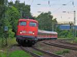 Ein Verstrkerzug des RE4 wird am 20.07.2012 von 110 457-9 aus dem Aachener Hbf auf der KBS 480 zu seinem Abstellgleis in Aachen Rothe-Erde gezogen.