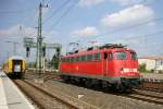 Soeben in Heidenau eingetroffen, setzt 110 491 an das andere Ende des mitgebrachten Messwagens, um die Rckfahrt nach Dresden anzutreten.