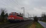 110 493-4 fuhr am 16.12.2012 mit dem IC 131 von Luxemburg nach Norddeich Mole, hier in Leer.