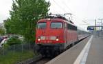 110 491 erreicht mit dem PbZ 2466 Leipzig - Berlin am 09.05.13 Bitterfeld. Nach einem Personalwechsel ging die Fahrt weiter Richtung Dessau.