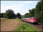 Die inzwischen verschrottete 110 446 hatte einen Tag vor ihrem letzten Fristablauf nochmal die Ehre bekommen eine Regionalbahn nach Stuttgart zu befördern. 
Nach 47 Jahren treuen Diensten wurde die Lok abgestellt und nach einem halben Jahr wurde die Lok dann zum Verwerter überführt. 
Hier wurde ihre letzte Fahrt zwischen Nordheim und Lauffen am Neckar festgehalten. 