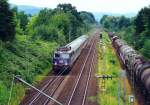 Freiburg Gundelfingen, 110 271-4 mit dem Zug nach Offenburg. ( 7.07.2000 )