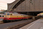 E10 1309 am Abend des 28.09.2016 in Köln Hbf