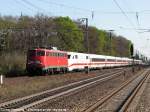 110 339 schleppt einen ICE1 in Richtung Hannover Hbf.