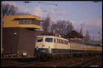 110420 fährt mit dem D 2244 nach Amsterdam am 19.12.1989 um 11.25 Uhr in den HBF Minden in Westfalen ein.