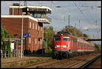 DB 110395 erreicht hier auf der Fahrt nach Münster in Westfalen am 1.11.2005 mit ihrem Regionalzug den Bahnhof Hasbergen.