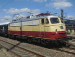 Am 12.7.2017 konnte ich die E10 1309 mit einem Sonderzug der Ulmer Eisenbahnfreunde ( Historischer Dampfschnellzug ) in Schorndorf Fotografieren bei seiner fahrt von Stuttgart nach Wien 