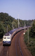 110454 war am 20.09.1989 um 15.21 Uhr mit D 438 am Ortsrand von Hasbergen auf der Rollbahn in Richtung Münster unterwegs.