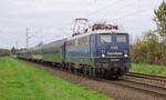 Lokomotive 110 278-9 mit einem Sonderzug der Centralbahn am 22.10.2022 in Kaarst.
