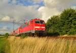 111 115 als RE4 nach Aachen Hbf bei Wickrathhahn am Mittwoch den 12.7.2017