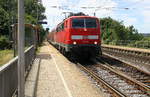 111 016 DB  kommt mit dem RE4 von Aachen-Hbf nach Dortmund-Hbf und kommt aus Richtung Aachen-Hbf,Aachen-Schanz,Aachen-West,Laurensberg,Richterich und fährt durch Kohlscheid in Richtung erzogenrath,Palenberg,Zweibrüggen,Frelenberg,Geilenkirchen,Süggerrath,Lindern,Brachelen,Hückelhoven-Baal,Baal,Erkelenz,Herrath,Beckrath,Wickrath,Rheydt-Hbf,Mönchengladbach-Hbf.
Aufgenommen von Bahnsteig 1 in Kohlscheid.
Bei Sommerwetter am Mittag vom 8.7.2017.