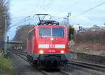 111 096 DB  kommt als Lokzug aus Dortmund-Hbf nach Aachen-Hbf und kommt die Kohlscheider-Rampe hoch aus Richtung Neuss,Herzogenrath und fährt durch  Kohlscheid in Richtung Richterich,Laurensberg,Aachen-West,Aachen-Schanz,Aachen-Hbf. 
Aufgenommen vom Bahnsteig 2 in Kohlscheid. 
Am Abend vom 12.3.2018.
