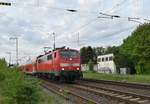 RE4 fährt aus Rheydt Hbf aus Gleis4 aus. 24.4.2018