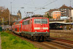 DB 111 054 mit RE4 in Wuppertal, April 2019.